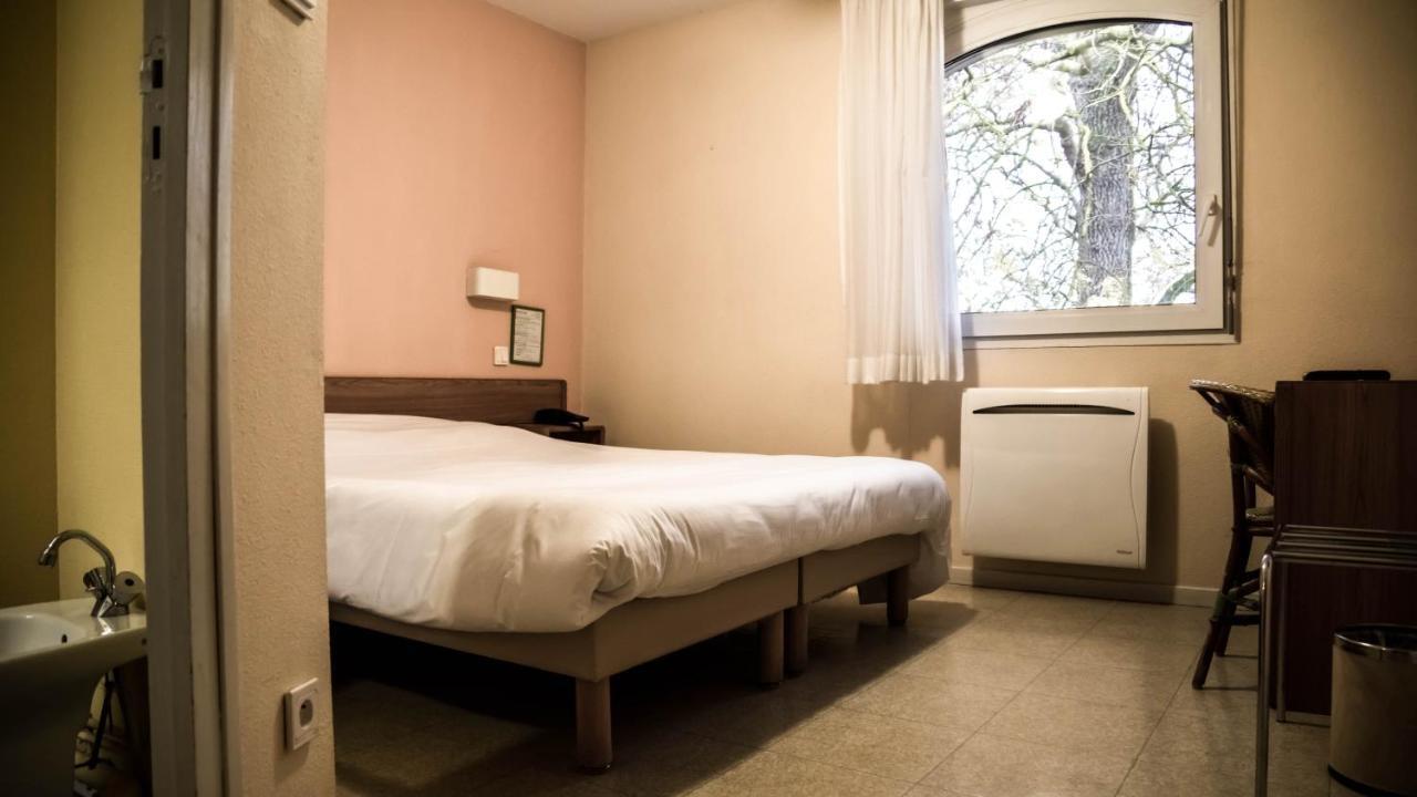 Hotel Du Canal Castelnaudary Habitación foto